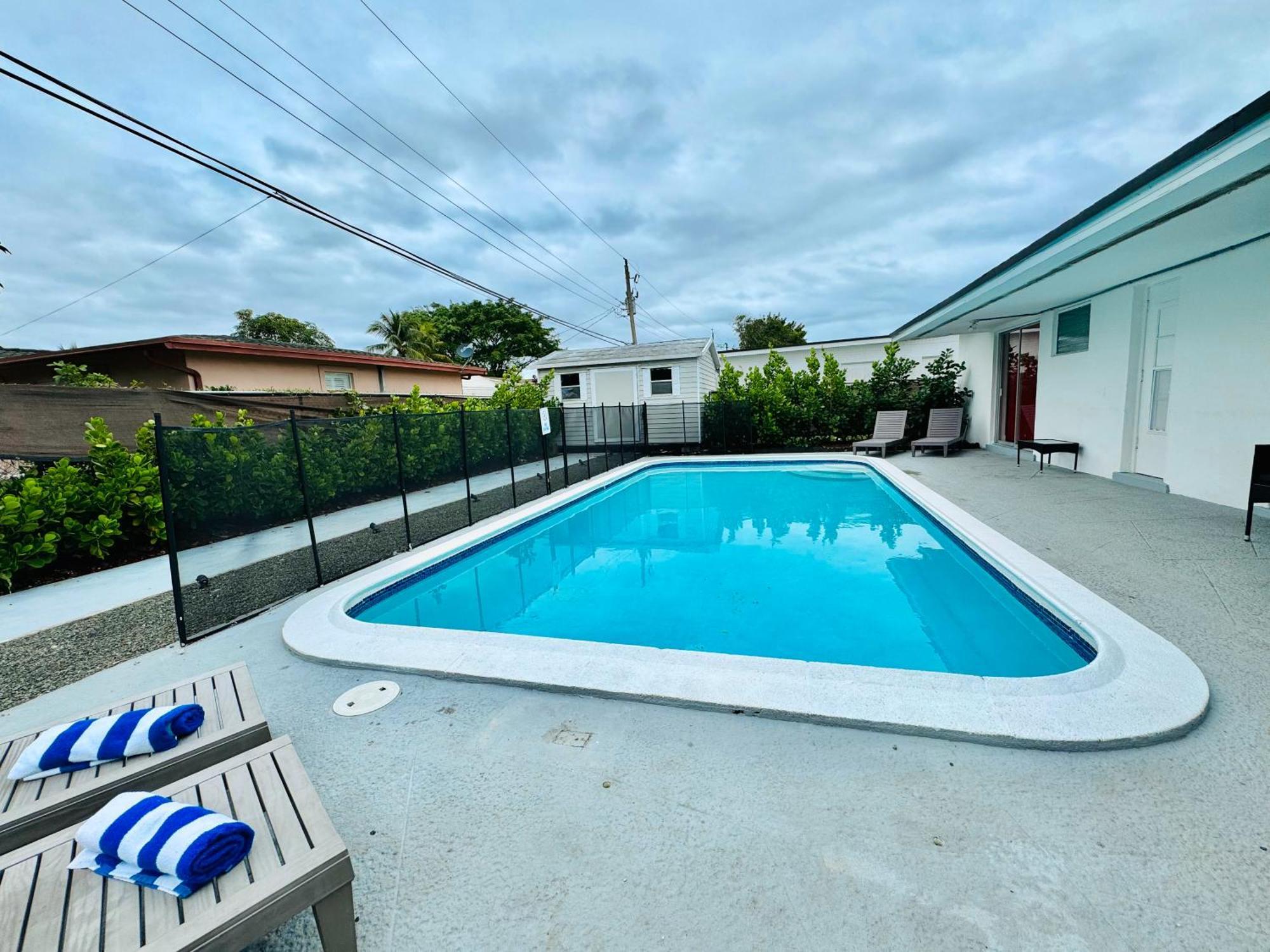 Tropical Villa Pool Courtyard & Garden View Fort Lauderdale Eksteriør bilde